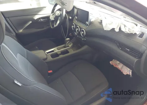 2022 Nissan Sentra Sv Xtronic Cvt z USA, uszkodzony, nr VIN 3N1AB8CV9NY230981